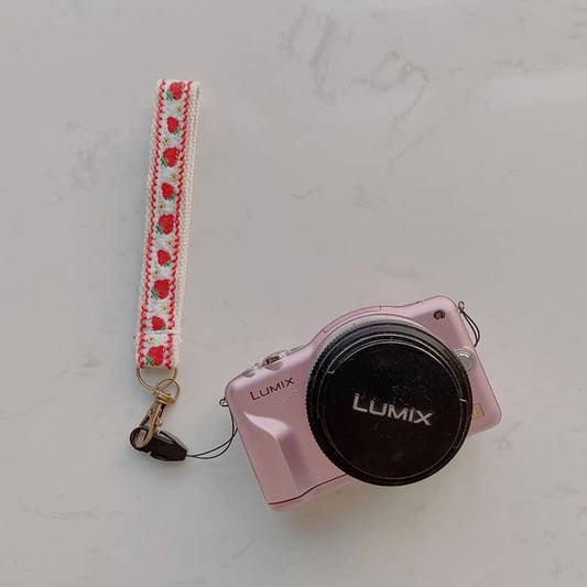 Wrist Strap with Metal Hook – Berry Sweet